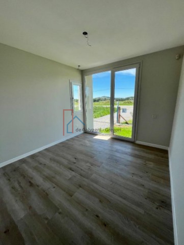 Casa a estrenar en Barrio Golf